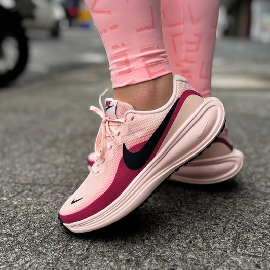 CALZADO DEPORTIVO NIKE REVOLUTION 8 DAMA