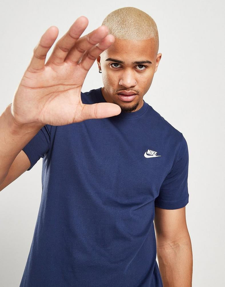 Camiseta Nike Sportswear Club para hombre, azul marino